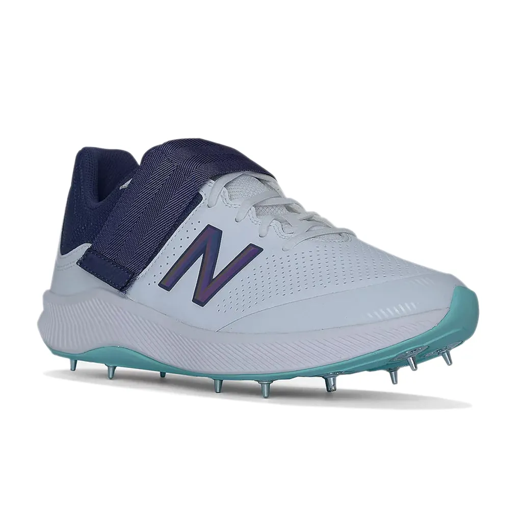 New Balance CK4040J5 Metal Spike Cricket Shoes, White/Cyber Jade