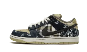 NIKE SB DUNK LOW TRAVIS SCOTT