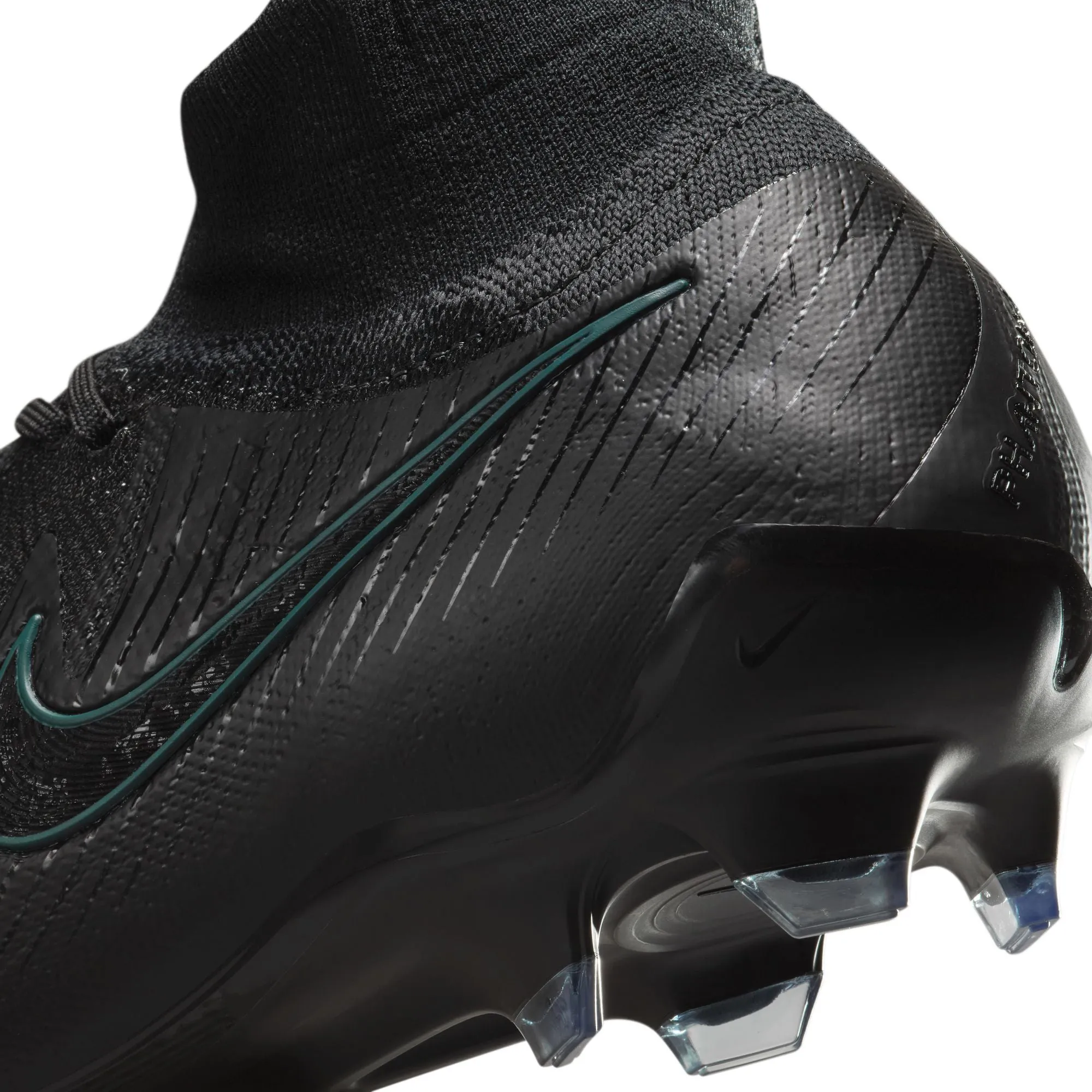 Phantom Luna 2 Elite FG Football Boots