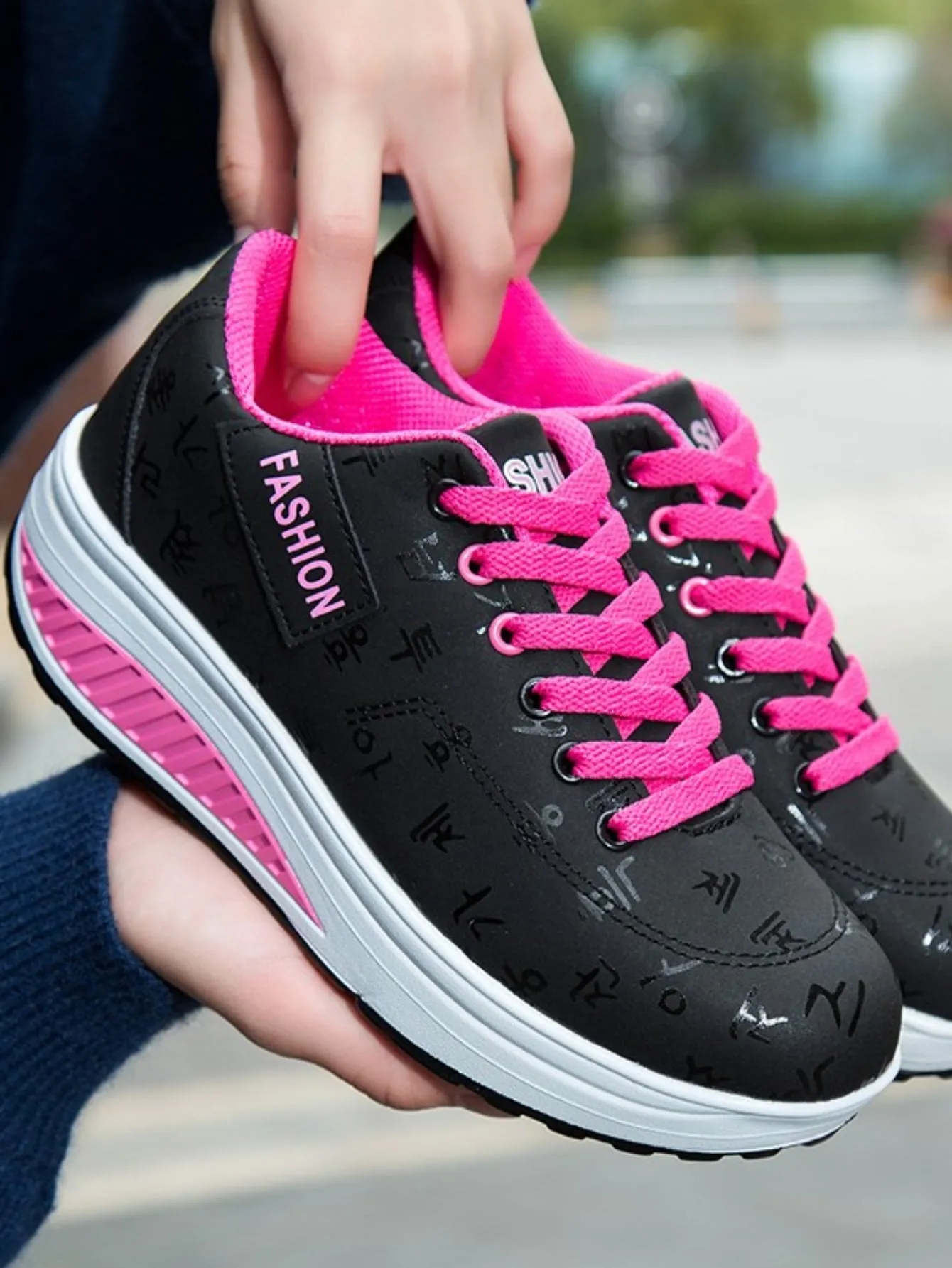 Women's Casual Rocking Shoes, Ultralight Sole Lace Up Letter Sneakers