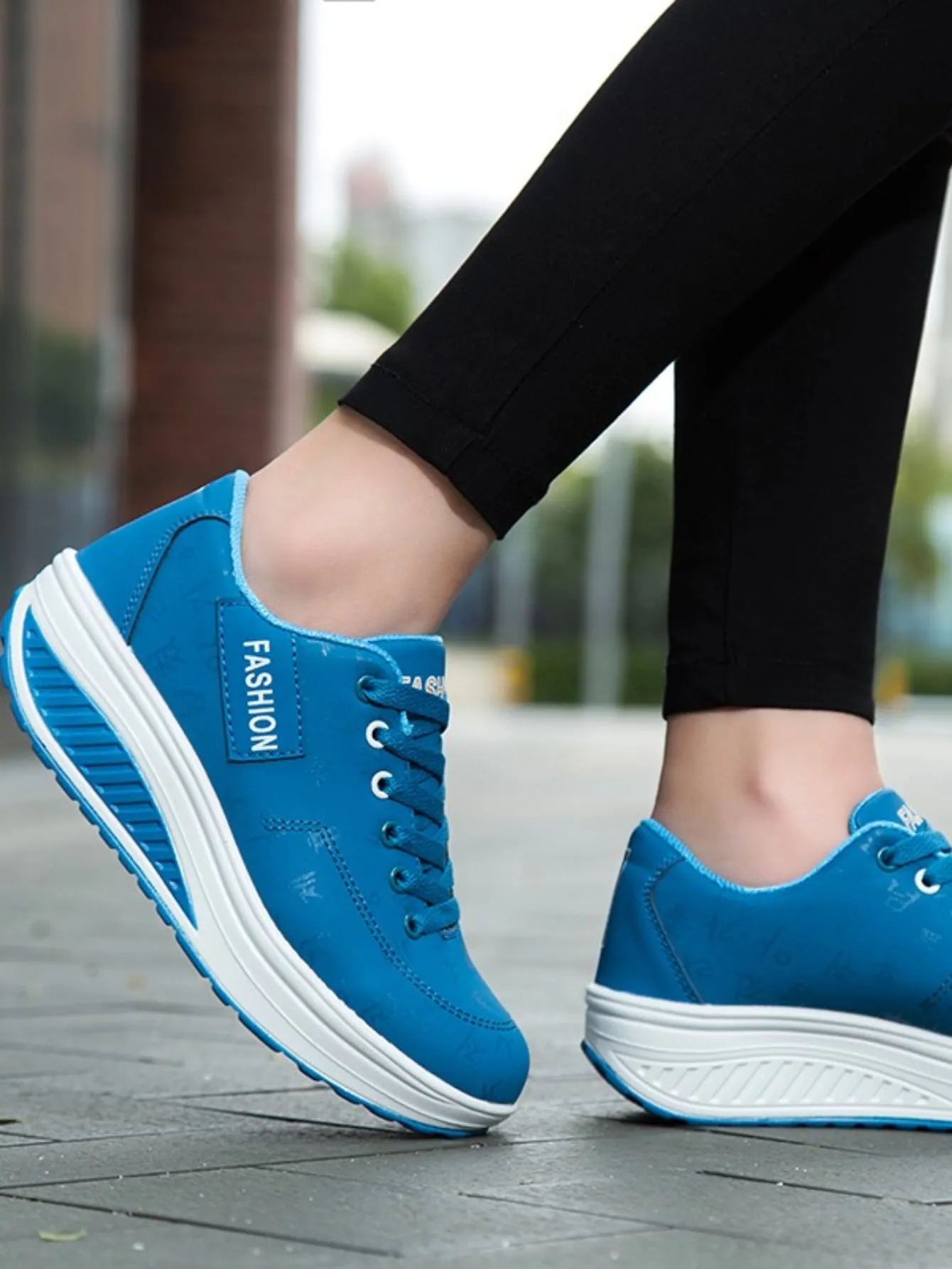 Women's Casual Rocking Shoes, Ultralight Sole Lace Up Letter Sneakers